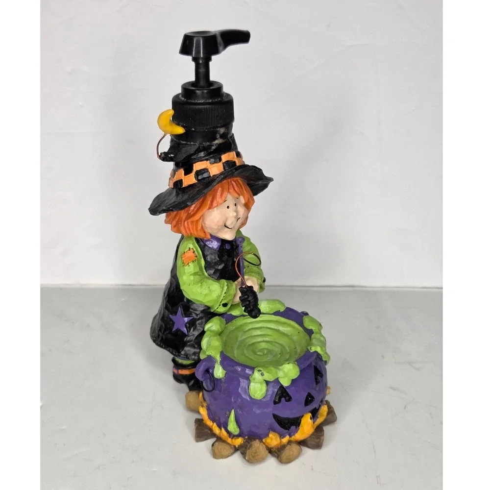 VTG Halloween Witch Cauldron Soap Dispenser Resin Figurine Purple Jack-O-Lantern